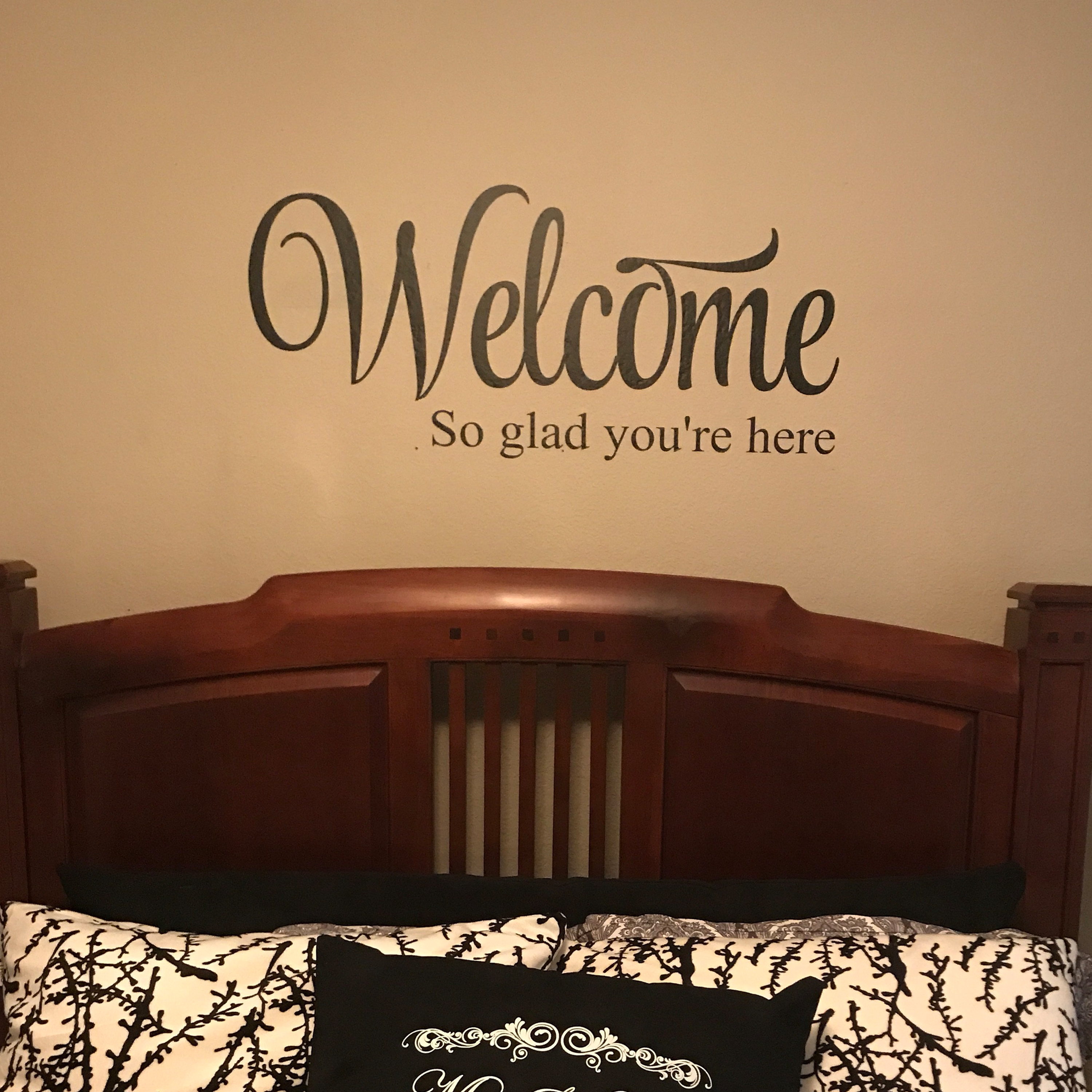Welcome So Glad You Re Here Vinyl Wall Decal By Wild Eyes Signs Entry Wall Art Family Living Room Wall Entrance Way Guest Bedroom Decor Welcome